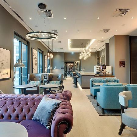 Premier Inn Regensburg City Centre Экстерьер фото